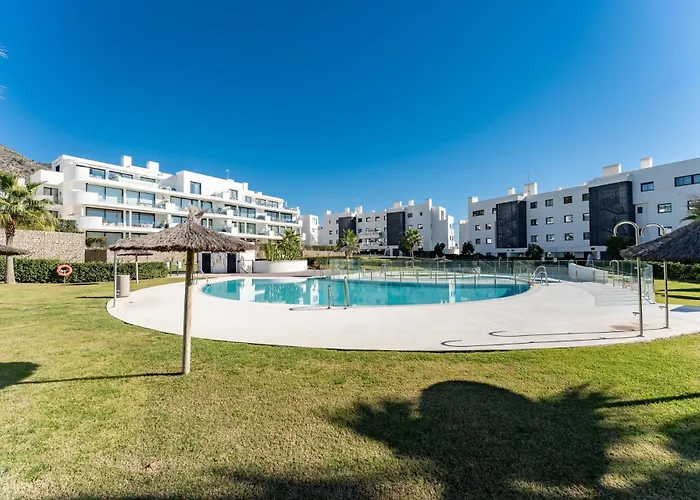 Malagasuite Higueron West Luxury & Private Pool شقة