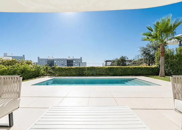 شقة Malagasuite Higueron West Luxury & Private Pool فوينخيرولا